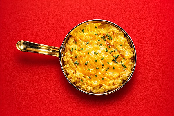 فخاره بيض وجبنه